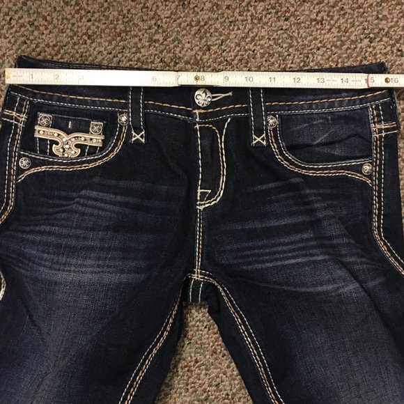ROCK REVIVAL SHERRY BOOTCUT SWAROVSKI JEANS - size 27 but run big - Picture 9 of 12